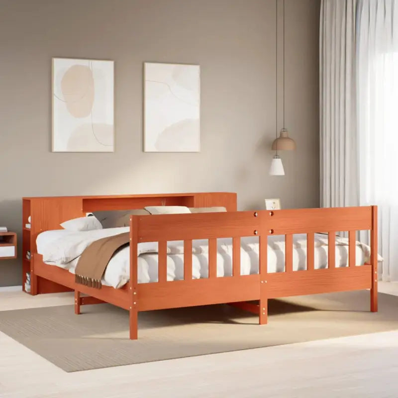 Bedden en bedframes met massief grenenhout en optimale totale afmetingen - Wasbruin / 200 x 200 cm - Bedden & bedframes