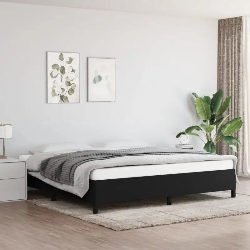 Bedframe met multiplex lattenbodem voor een stevige ademende slaapplaats - Zwart / 200 x 200 cm / 35 cm - Bedden &