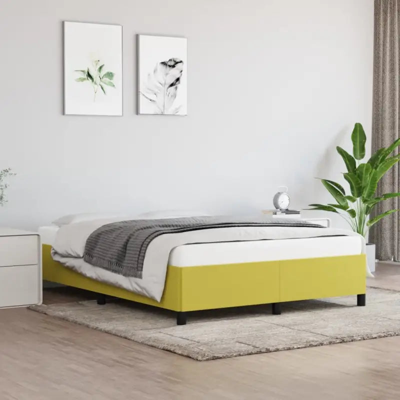 Bedframe met multiplex lattenbodem voor een stevige ademende slaapplaats - Groen / 140 x 200 cm / 35 cm - Bedden &