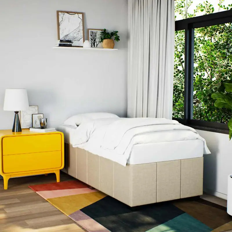 Bedframe van massief grenenhout met ademend vermogen en zacht polyesterweefsel - Crème / 100 x 200 cm - Bedden &