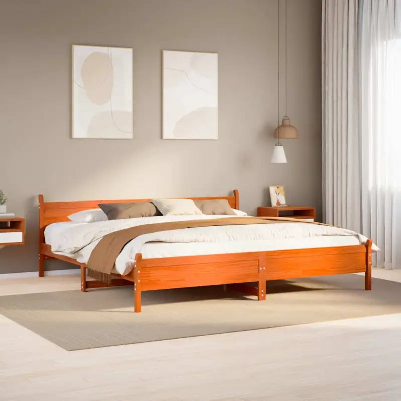 Bedframe van massief grenenhout met extra opbergruimte voor je slaapkamer - Wasbruin / 200 x 200 cm - Bedden & bedframes