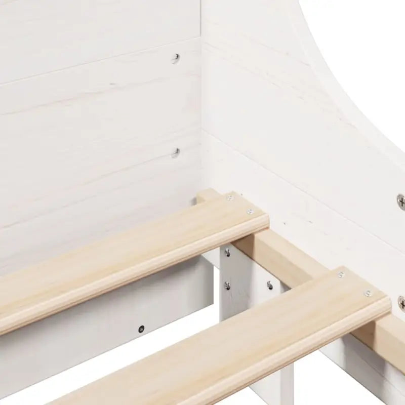 Bedframe van massief grenenhout voor een stabiele nachtrust - Bedden & bedframes