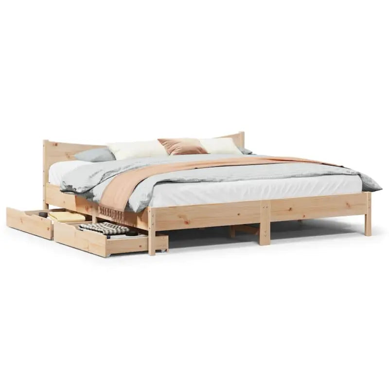 Bedframe van massief grenenhout voor een stabiele nachtrust - Naturel / 200 x 200 cm - Bedden & bedframes
