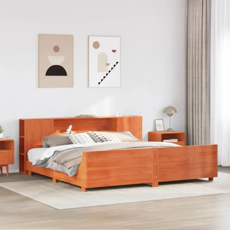 Bedframe van massief grenenhout voor een stevige en duurzame slaapervaring - Wasbruin / 200 x 200 cm - Bedden &