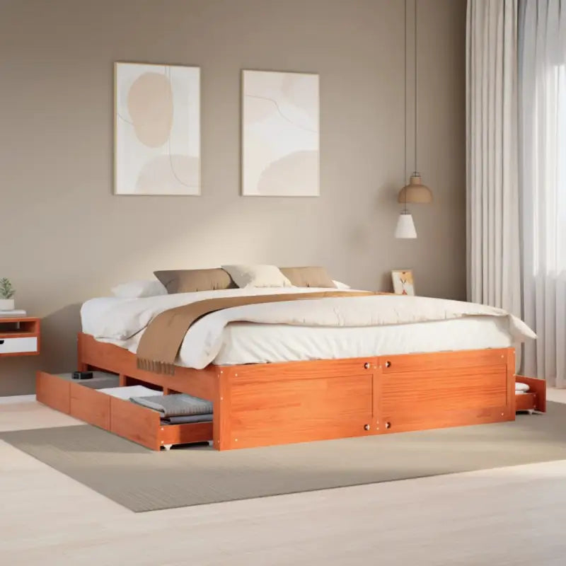 Bedframe van massief grenenhout voor stevige en duurzame slaapcomfort - Wasbruin / 180 x 200 cm - Bedden & bedframes