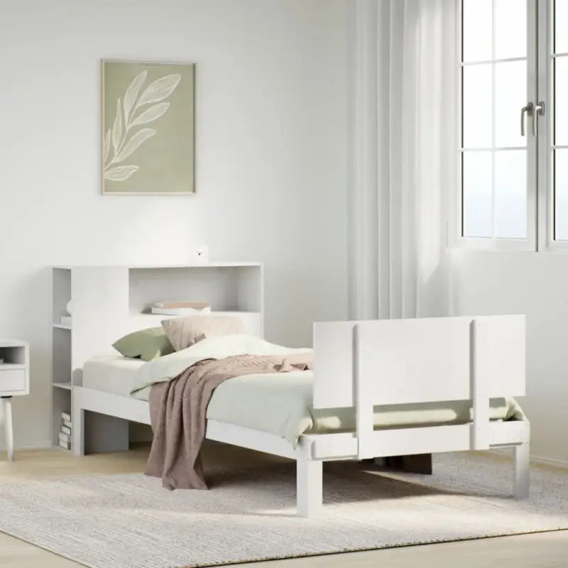 Boekenkastbed van massief grenenhout met ruime totale afmetingen - Bedden & bedframes