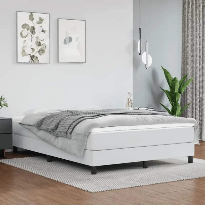 Boxspringbed met multiplex lattenbodem en crème kunstleer voor rust - Wit / 140 x 190 cm / 25 cm - Bedden & bedframes