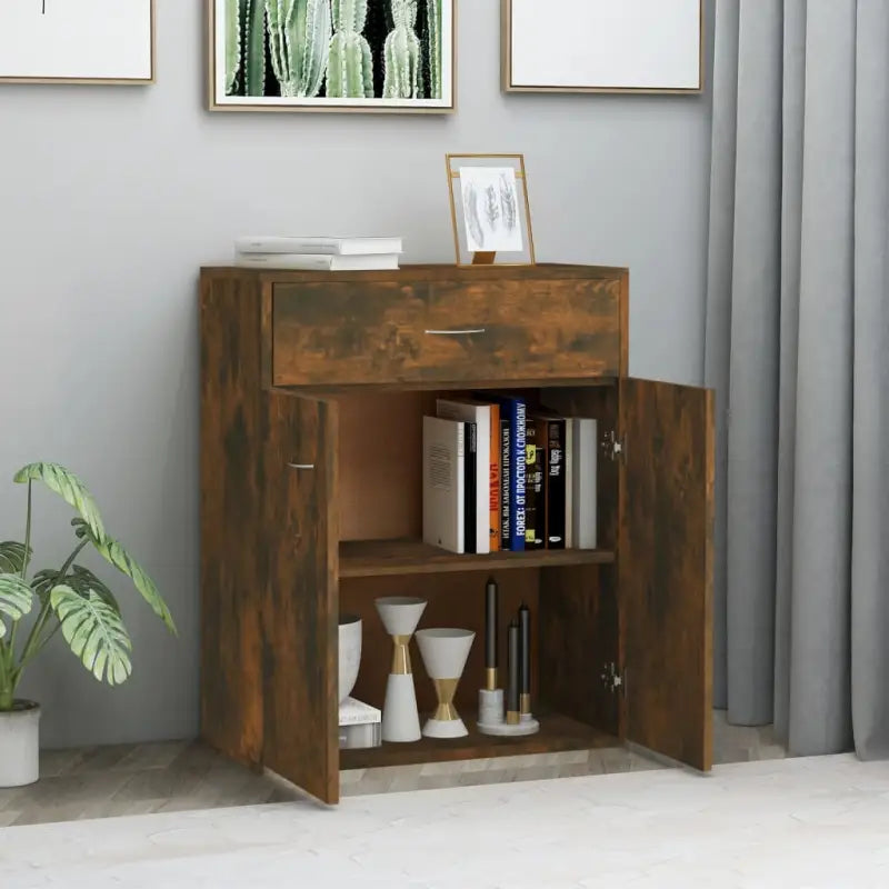 Dressoirs met bewerkt hout voor een minimalistische uitstraling - Dressoirs & buffetkasten