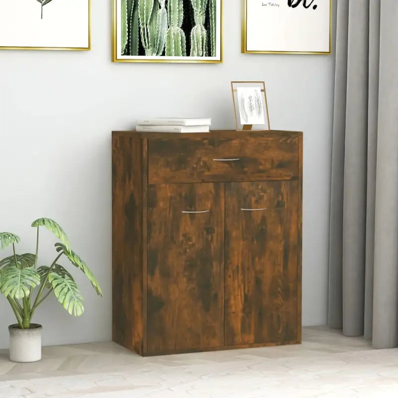Dressoirs met bewerkt hout voor een minimalistische uitstraling - Dressoirs & buffetkasten