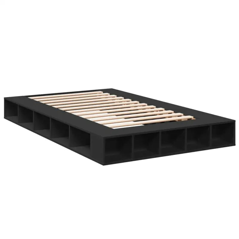 Duurzaam bedframe van bewerkt hout voor een comfortabele slaapkamer - Bedden & bedframes