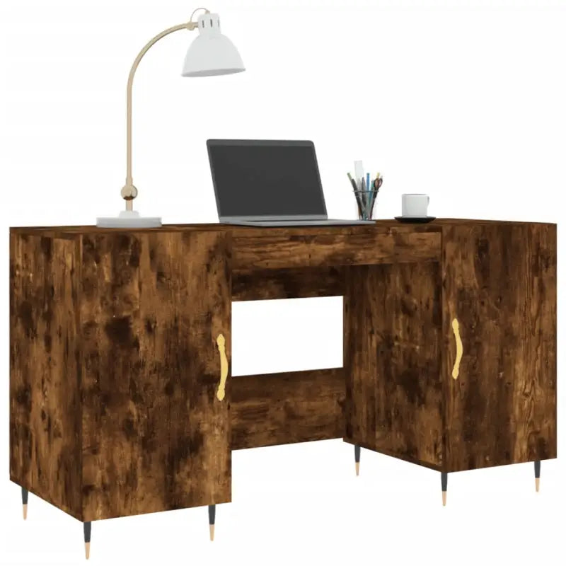 Eenvoudig bureau van bewerkt hout met elegante charme - Bureaus