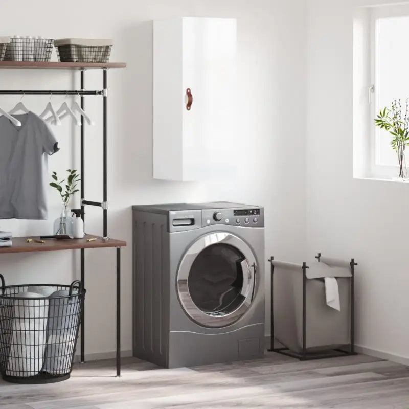 Elegant wandgemonteerde dressoir van bewerkt hout voor in je interieur - Hoogglans wit / 1 - Dressoirs & buffetkasten