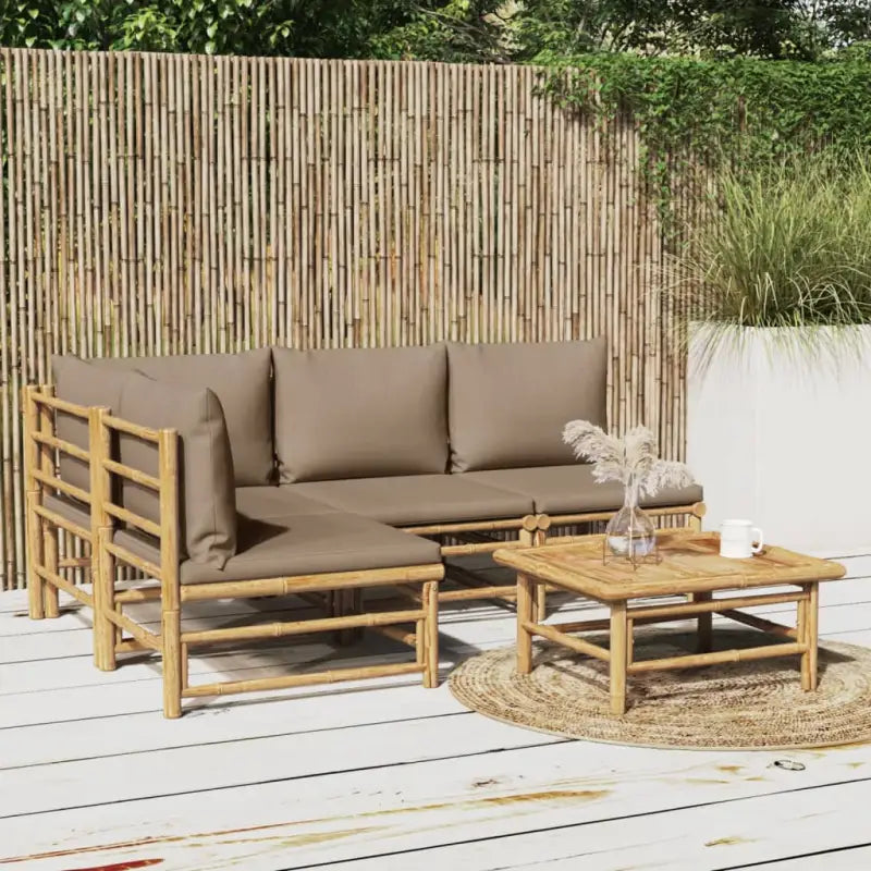 Elegante bamboe tuinset met comfortabele afmetingen en rugkussen - Taupe / hoek + 3x midden + Tafel - Tuinsets