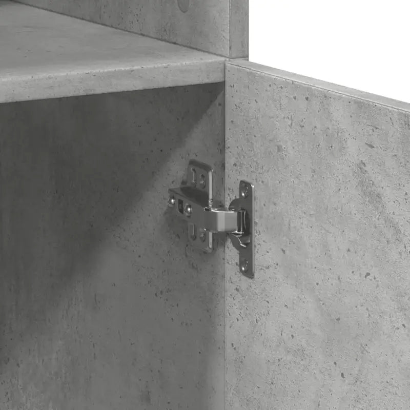 Elegante hoge kast van bewerkt hout voor een stijlvolle interieur uitstraling - Dressoirs & buffetkasten