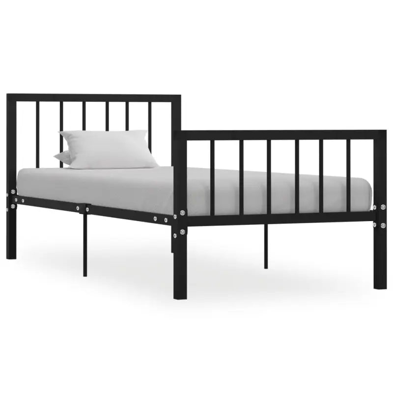 Elegante metalen bedframe met stevige ondersteuning - Bedden & bedframes