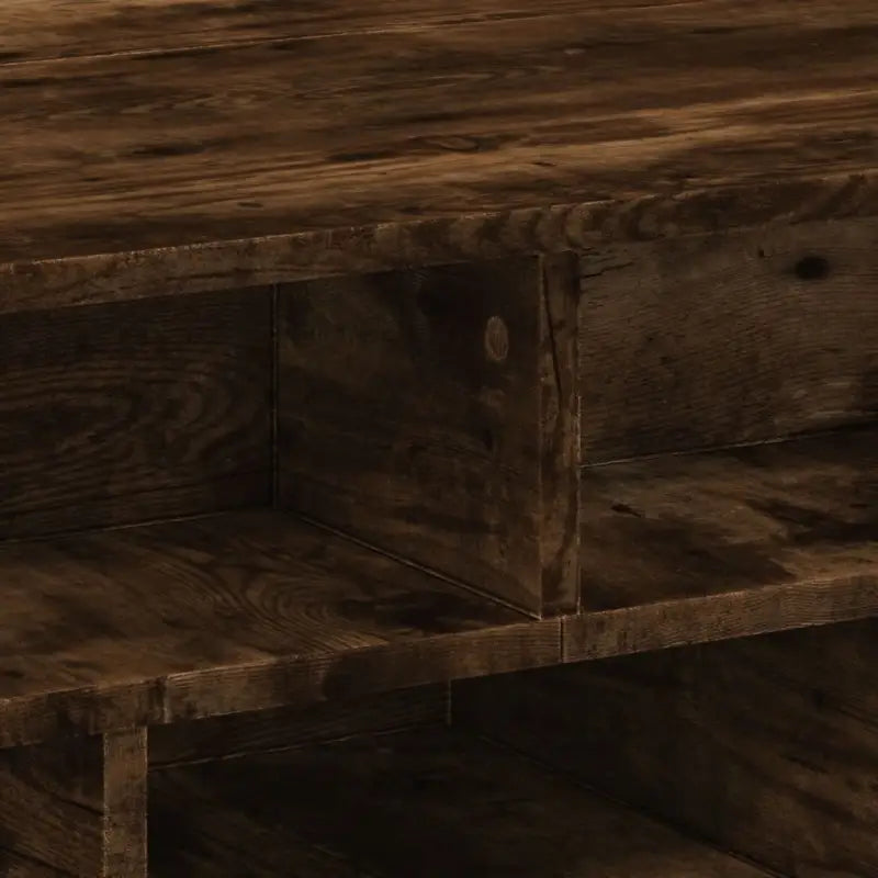 Elegante salontafel van bewerkt hout voor een stijlvolle woonkamer - Salontafels