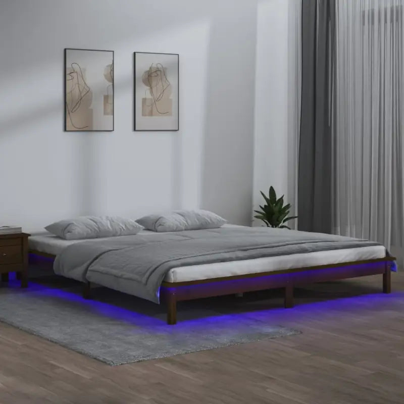 Houten bedframe met LED-verlichting van massief grenenhout - Honingbruin / 120 x 200 cm - Bedden & bedframes