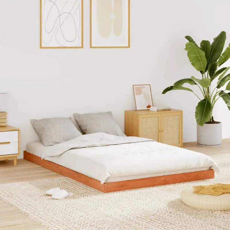 Houten bedframe van massief grenenhout voor een moderne slaapkamer - Wasbruin / 140 x 200 cm - Bedden & bedframes