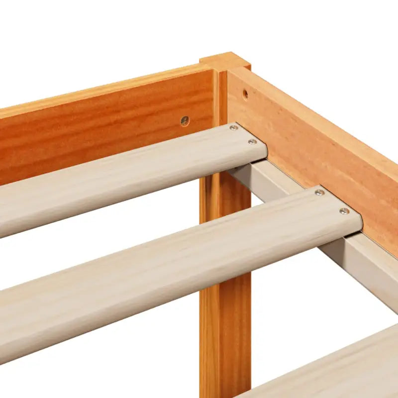 Houten seniorenbed van massief grenenhout voor een goede nachtrust - Bedden & bedframes