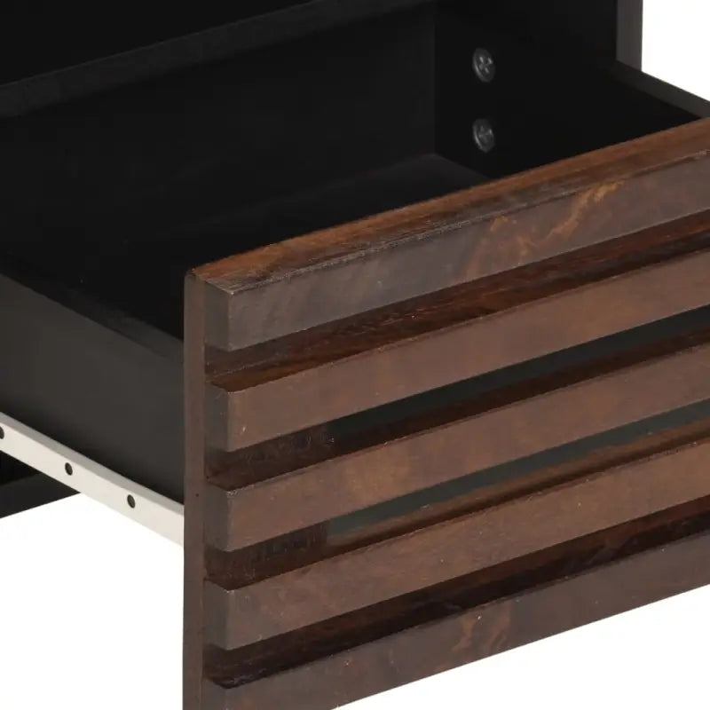 Industriële nachtkastjes van massief mangohout voor een robuuste uitstraling - Nachtkastjes