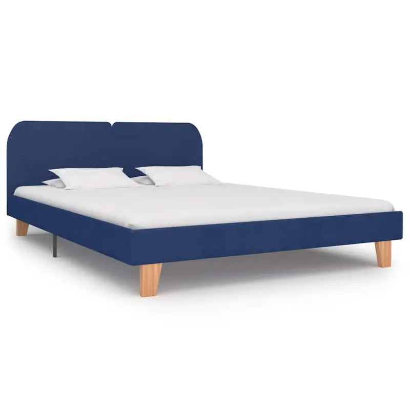 Klassiek bedframe met houten poten en elegante charme - Bedden & bedframes