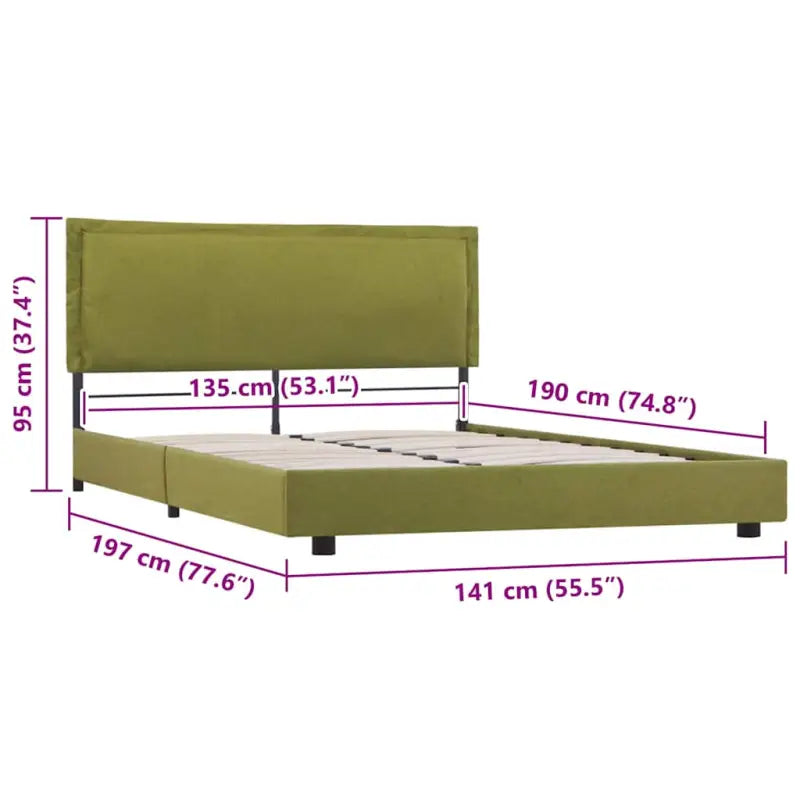 Klassiek bedframe met massief houten poten en elegante uitstraling - Bedden & bedframes