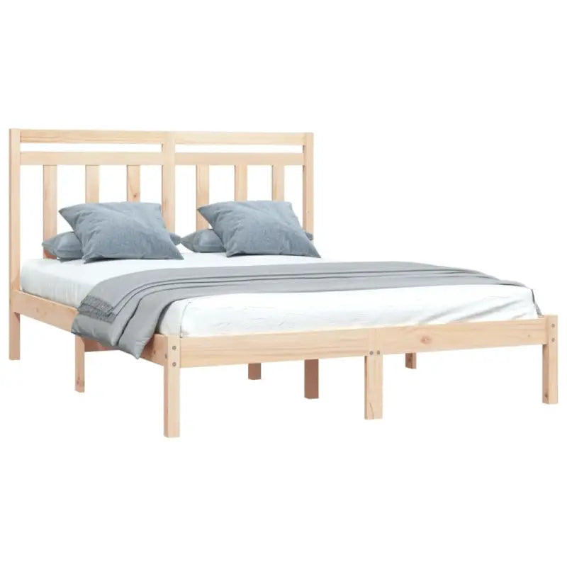 Klassiek bedframe van massief grenenhout voor een tijdloze slaapkamerstijl - Bedden & bedframes