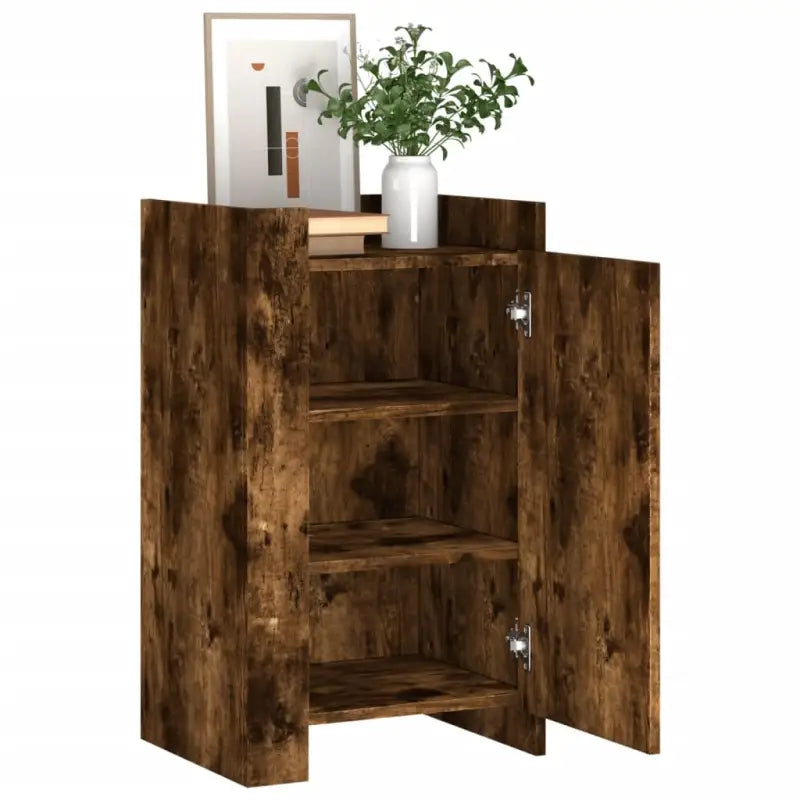 Klassiek dressoir van bewerkt hout voor een stijlvolle inrichting - Dressoirs & buffetkasten