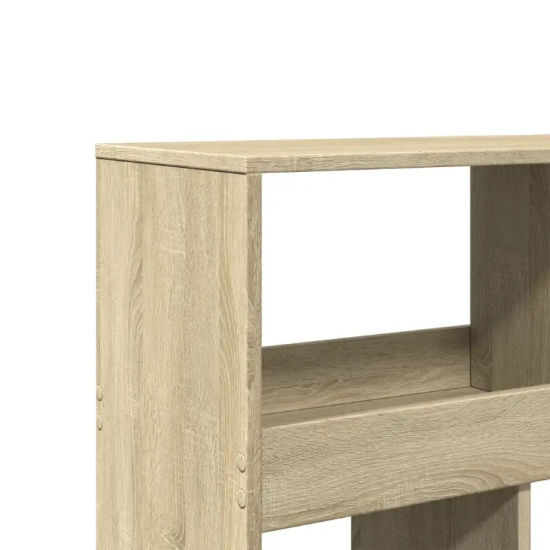 Klassiek kamerscherm van bewerkt hout voor stijl en functionaliteit - Boekenkasten