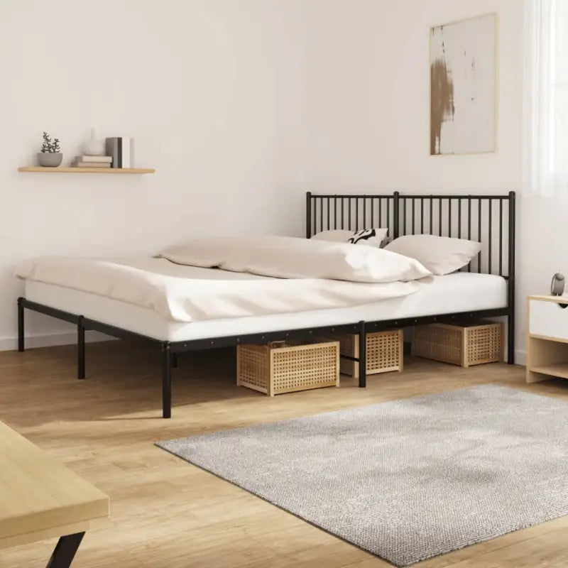Klassiek metalen bedframe met extra opbergruimte en metalen latten - Zwart / 180 x 200 cm / met hoofdbord - Bedden &