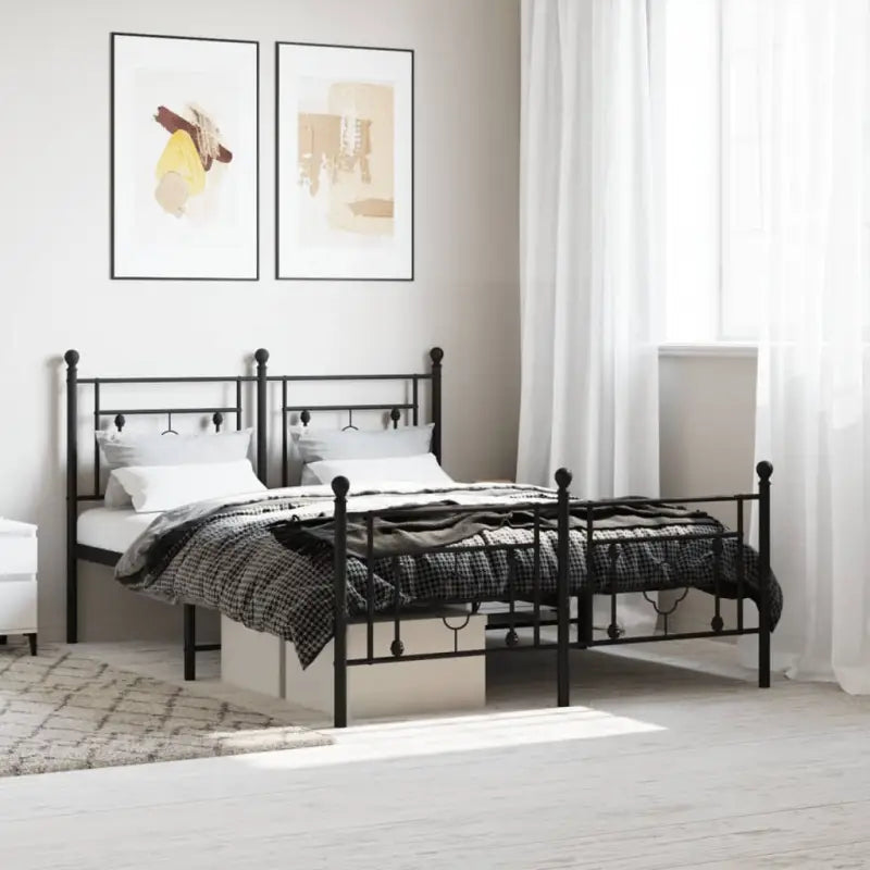 Klassiek metalen bedframe met extra opbergruimte en metalen latten - Zwart / 140 x 190 cm / met hoofdbord & voetbord