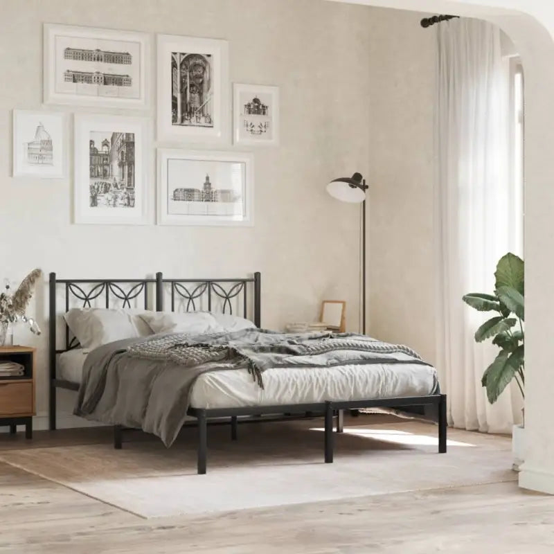 Klassiek metalen latten bedframe met extra opbergruimte - Zwart / 140 x 200 cm / met hoofdbord - Bedden & bedframes
