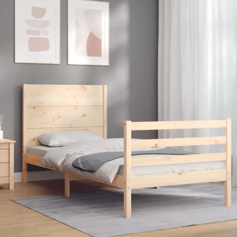 Massief grenenhout bedframe voor een goede nachtrust en stijlvol interieur - Bedden & bedframes