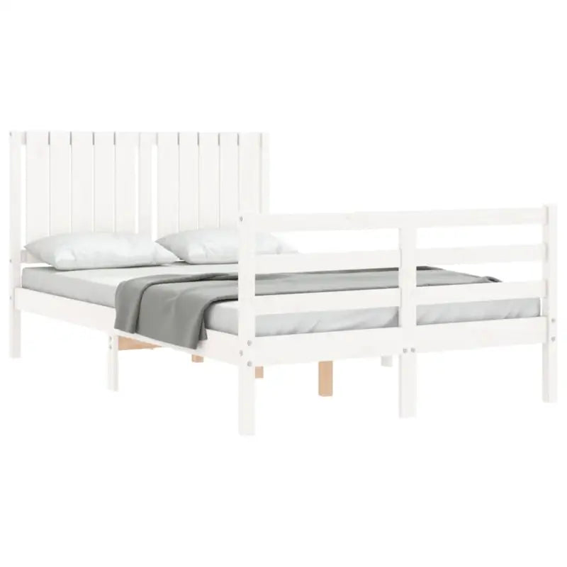Massief Grenenhout Bedframe voor een Natuurlijke en Decoratieve Slaapruimte - Bedden & bedframes