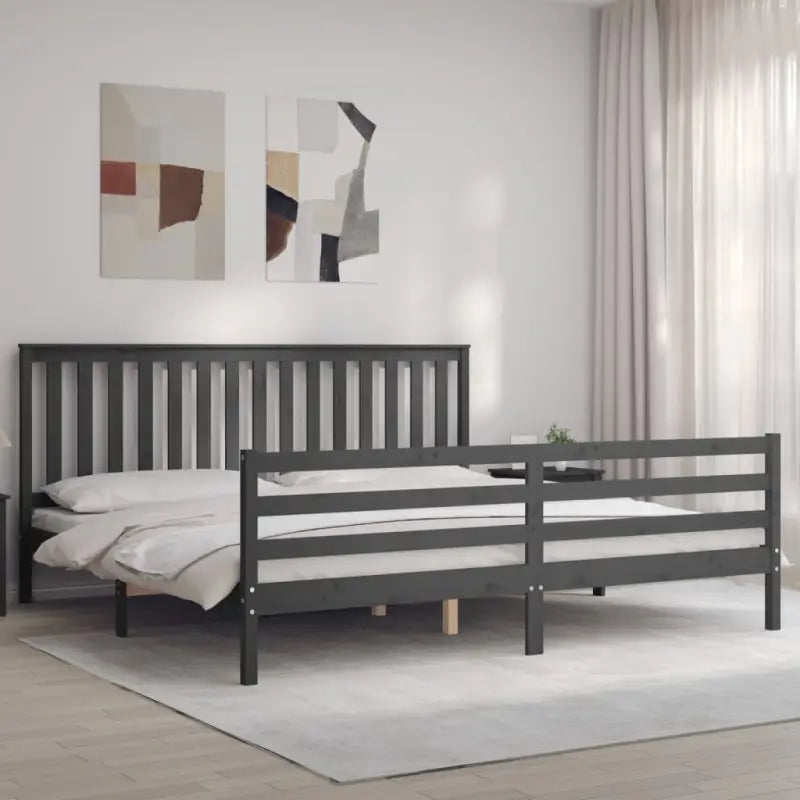 Massief Grenenhout Bedframe voor een Natuurlijke en Decoratieve Slaapkamer - Grijs / 200 x 200 cm - Bedden & bedframes