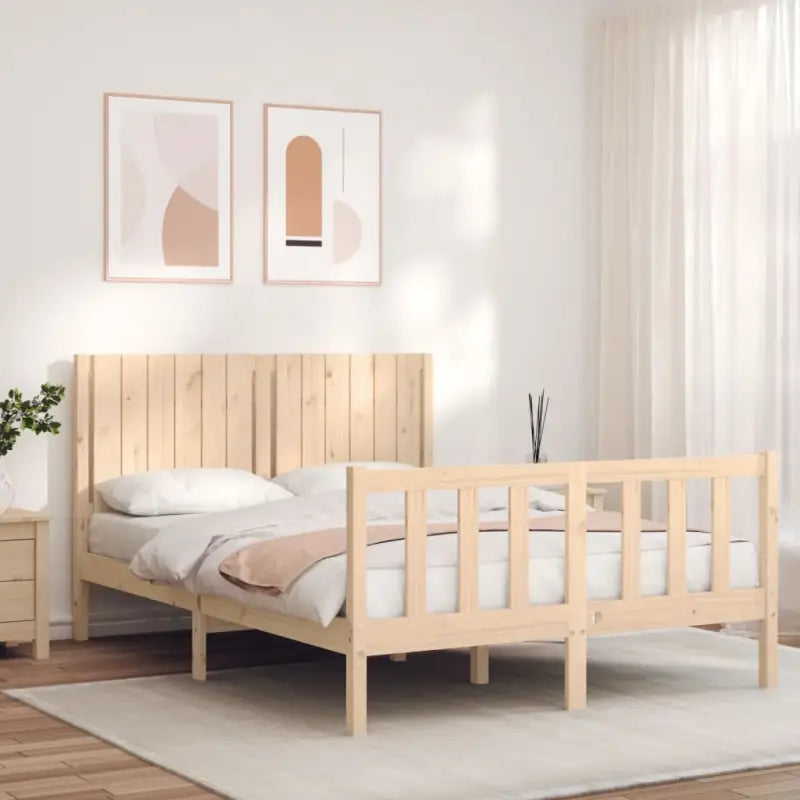 Massief Grenenhout Bedframe voor Een Natuurlijke en Decoratieve Slaapkamer - Naturel / 140 x 200 cm - Bedden & bedframes