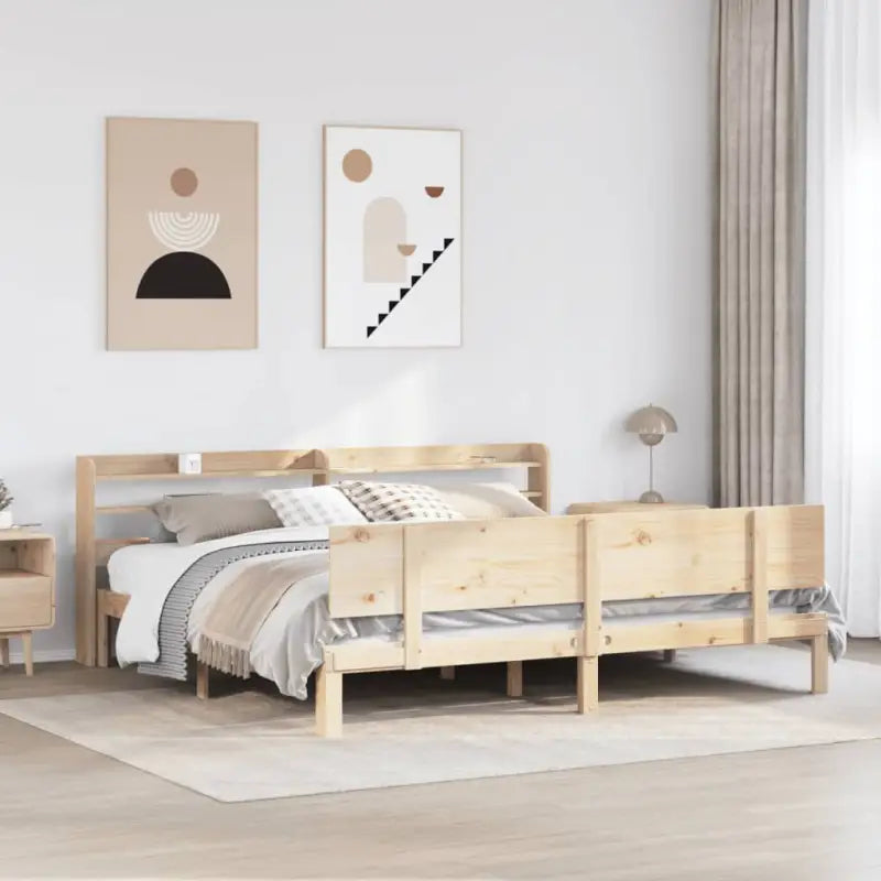 Massief Grenenhouten Bedframe voor een Natuurlijke en Decoratieve Slaapkamer - Naturel / 200 x 200 cm - Bedden &