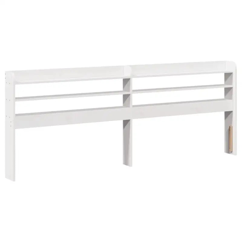 Massief Grenenhouten Bedframe voor een Natuurlijke en Decoratieve Slaapruimte - Bedden & bedframes
