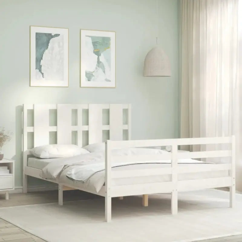 Massief grenenhouten bedframe voor een natuurlijke en praktische inrichting - Bedden & bedframes