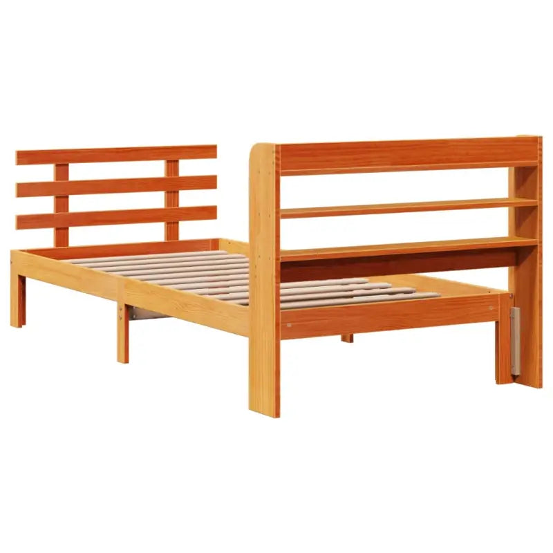 Massief grenenhouten bedframe voor goede nachtrust en natuurlijke stijl - Bedden & bedframes