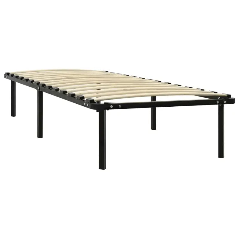 Metaalbedframe met lattenbodem voor een klassieke slaapkamerstijl - Bedden & bedframes