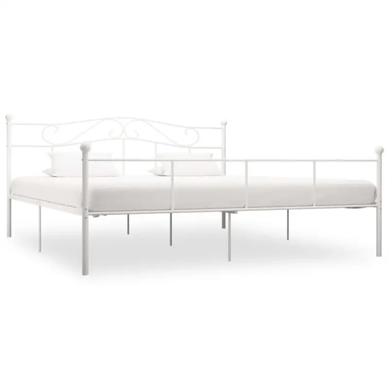 Metalen bedframe voor een klassieke en elegante slaapkamer sfeer - Wit / 180 x 200 cm - Bedden & bedframes