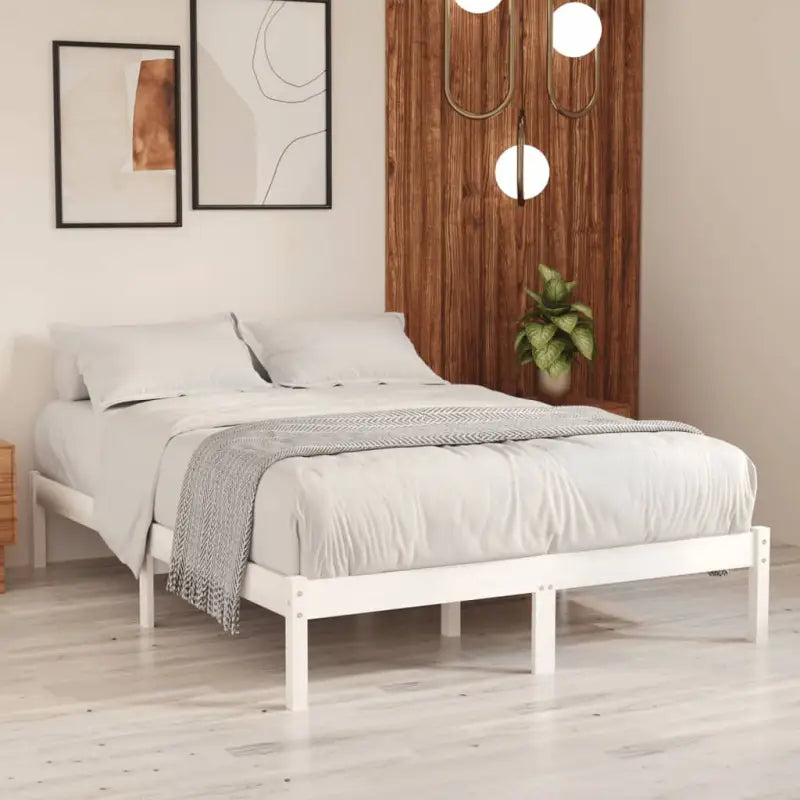 Modern houten bedframe van massief grenenhout voor je slaapkamer - Bedden & bedframes