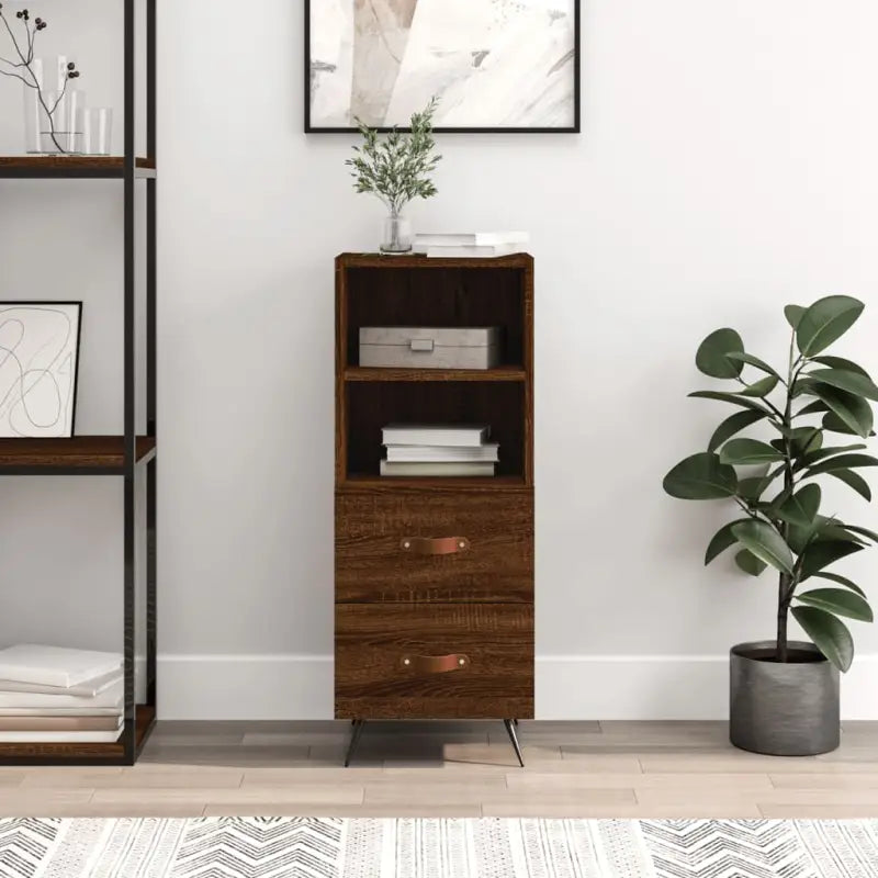 Moderne dressoir met metalen poten en bewerkt hout voor een tijdloze uitstraling - Dressoirs & buffetkasten