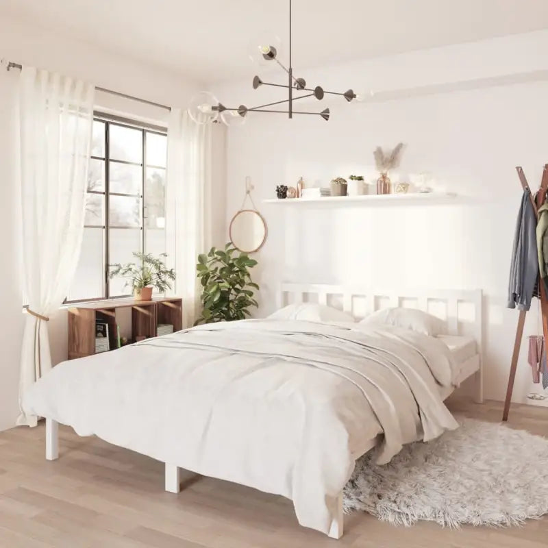Moderne houten bedframe van massief grenenhout voor stijlvolle slaapkamers - Bedden & bedframes