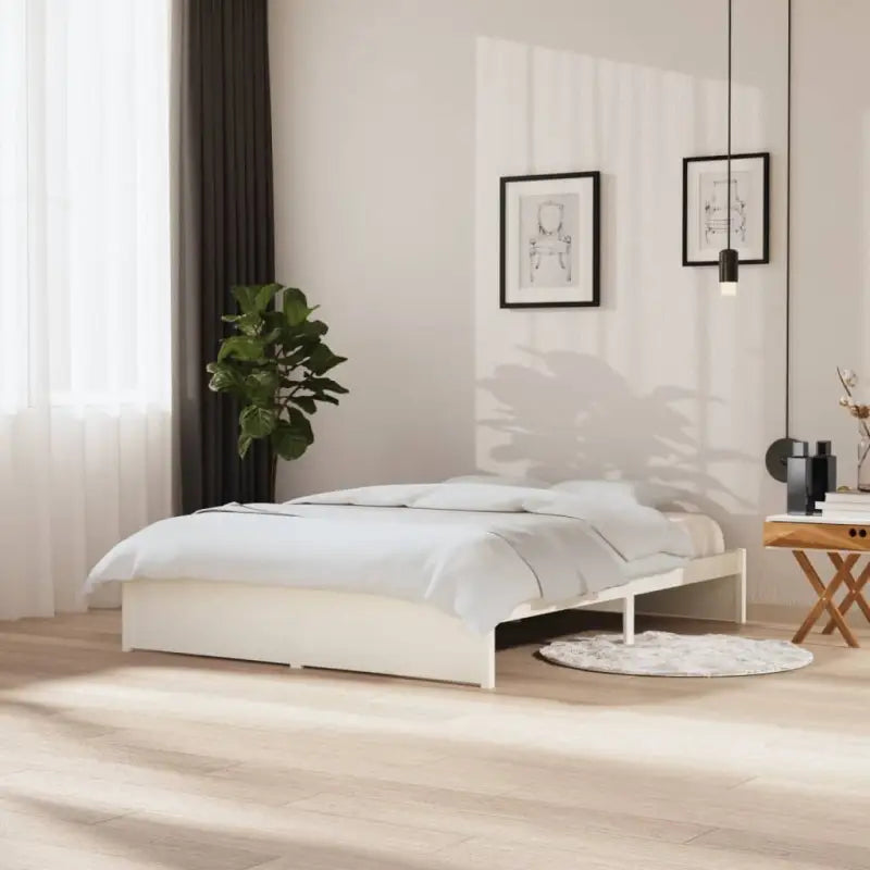 Moderne houten bedframes van massief grenenhout voor een stijlvolle slaapkamer - Wit / 150 x 200 cm - Bedden & bedframes
