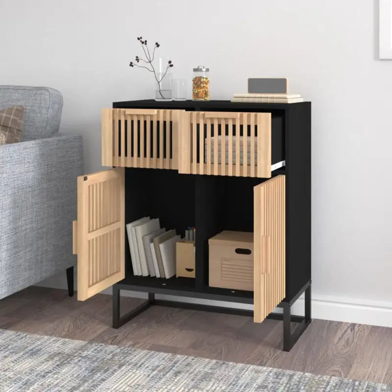 Opbergkast met ijzeren poot en bewerkt hout voor een tijdloos interieur - Opbergkasten & lockerkasten