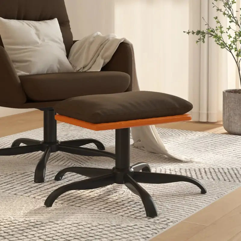 Poefs met metalen poten voor een modern en comfortabel interieur - Bruin / 1 - Poefs