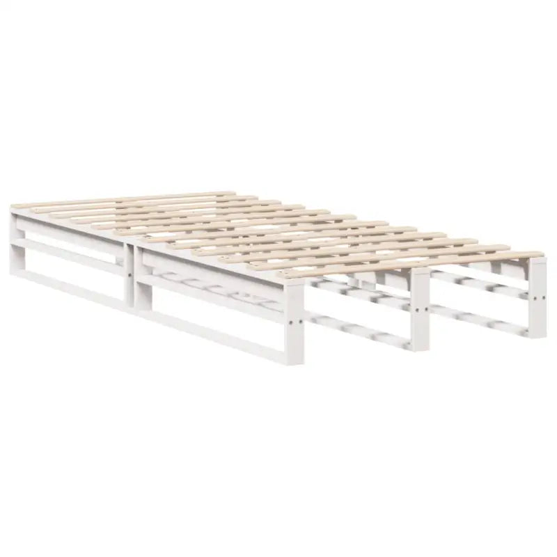 Robuust massief grenenhout bedframe voor een moderne slaapkamer - Bedden & bedframes