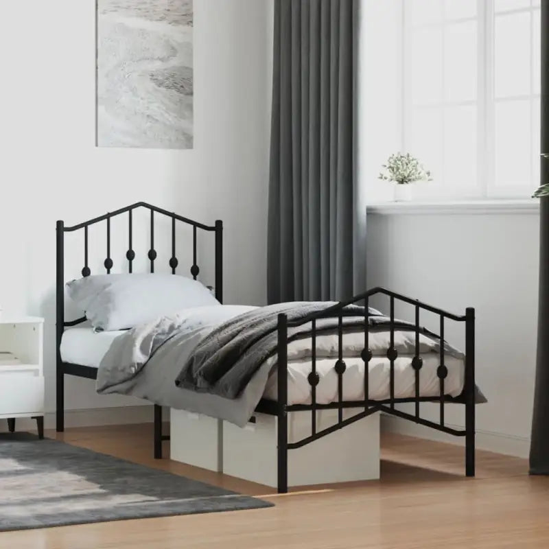 Robuust metalen bedframe met extra opbergruimte en tijdloos ontwerp - Zwart / 75 x 190 cm / met hoofdbord & voetbord